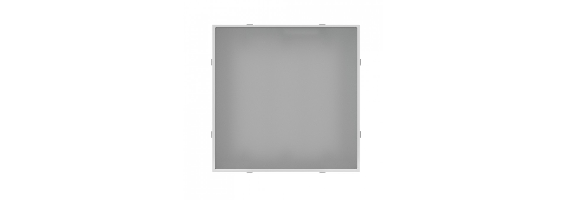 Исполнение корпуса светильника Грильято с матированным закаленным стеклом, степень защиты от пыли и влаги IP65