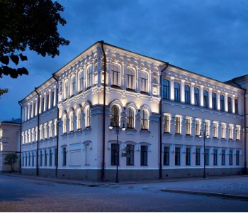 Колледж  «Александровский»: архитектурная подсветка