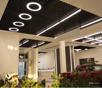 Exeed центр Агат: освещение автосалона и парковки  