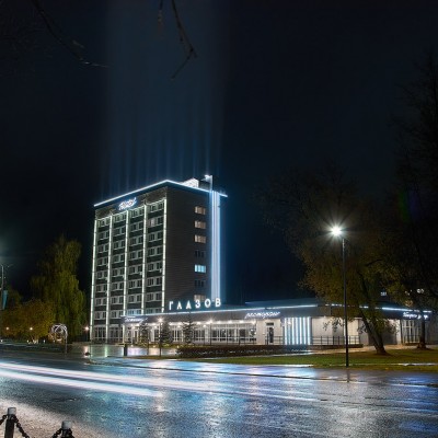Гостиница «Глазов»: архитектурная подсветка здания  