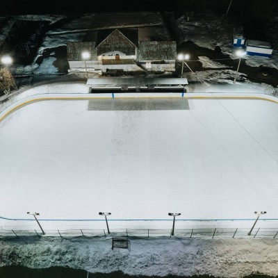 Хоккейная коробка в г. Можайск: освещение территории и льда