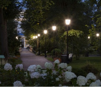 Карякинский сад: модернизация паркового освещения 