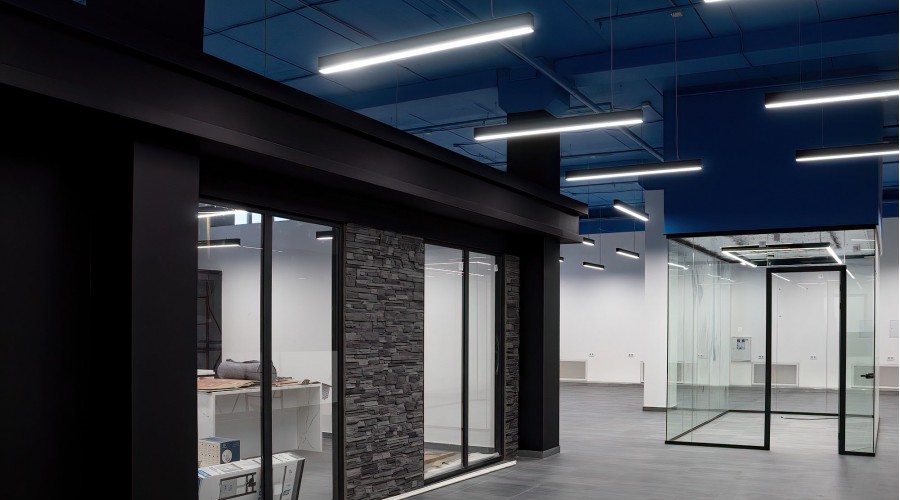 Офис «Водокомфорт»: дизайнерское освещение помещений  