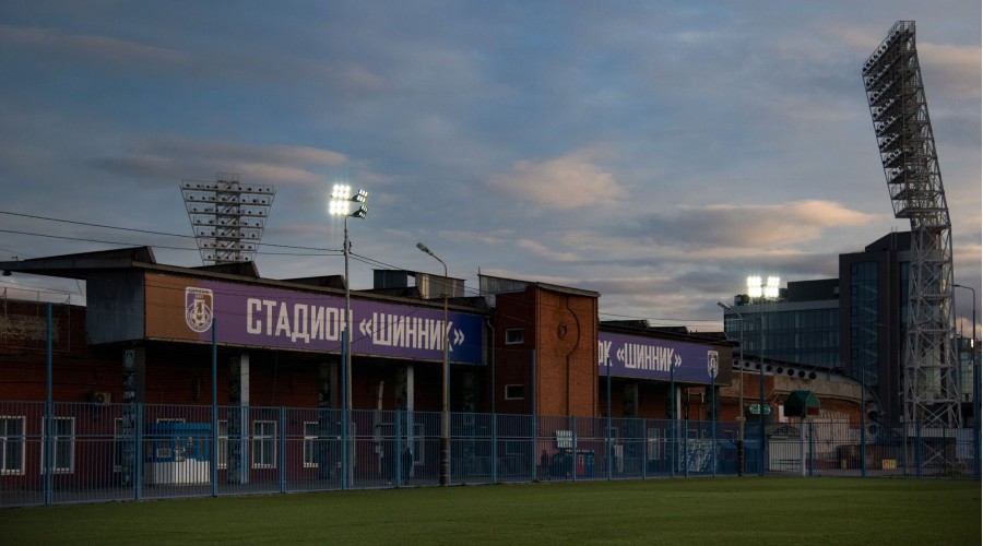 Стадион «Шинник»: замена освещения футбольного поля  