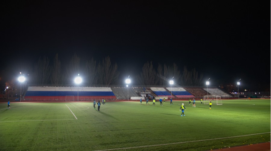 Спортивная школа «Старт»: освещение футбольного поля