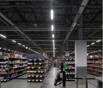 Супермаркет «Ярче!»: освещения торговых и складских зон