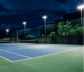 Теннисный центр «Smash»: освещение теннисных кортов