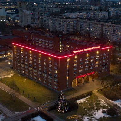 Университет профсоюзов: архитектурная подсветка здания