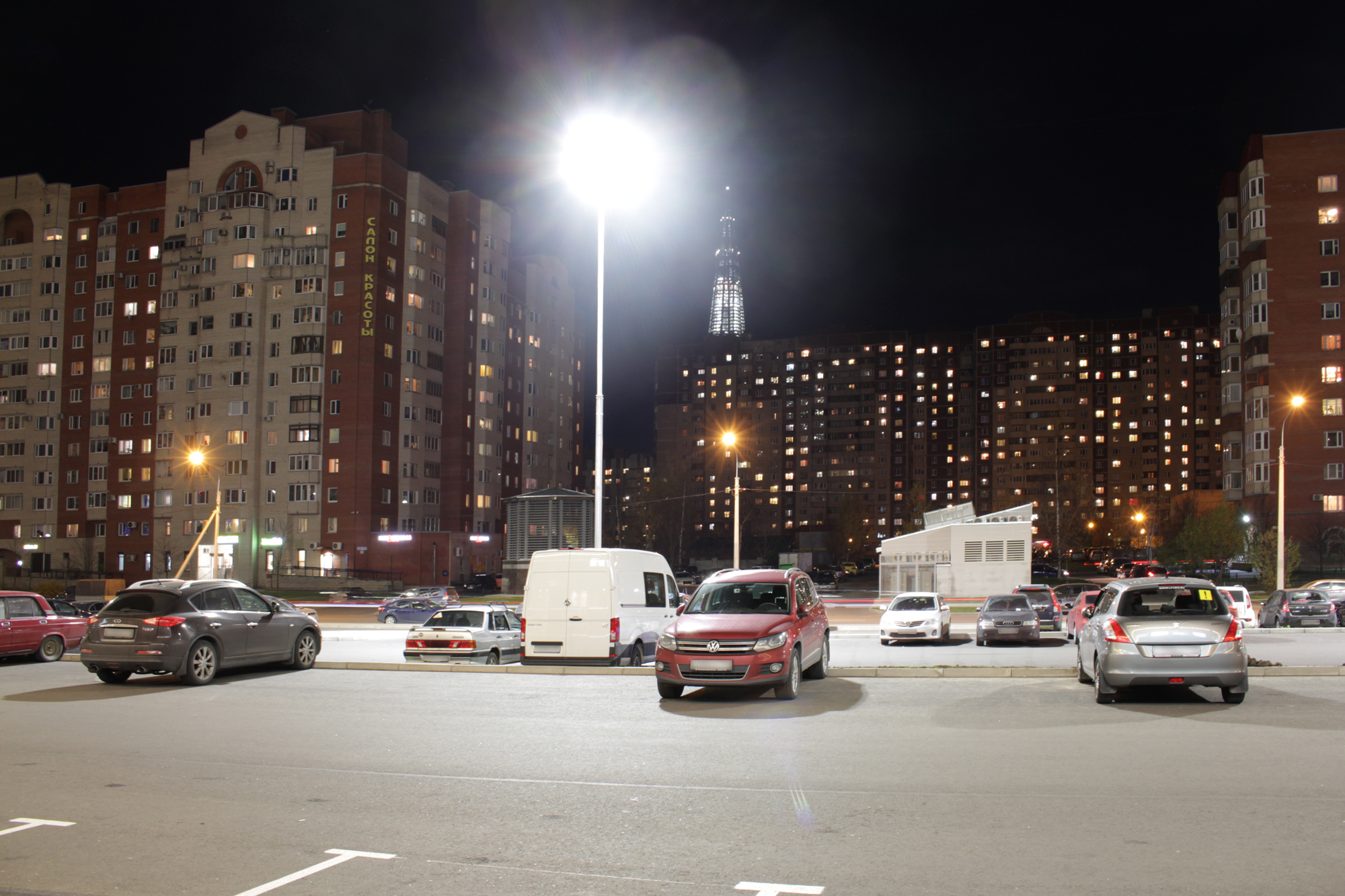 Освещение парковки ТРК «Атлантик-Сити»