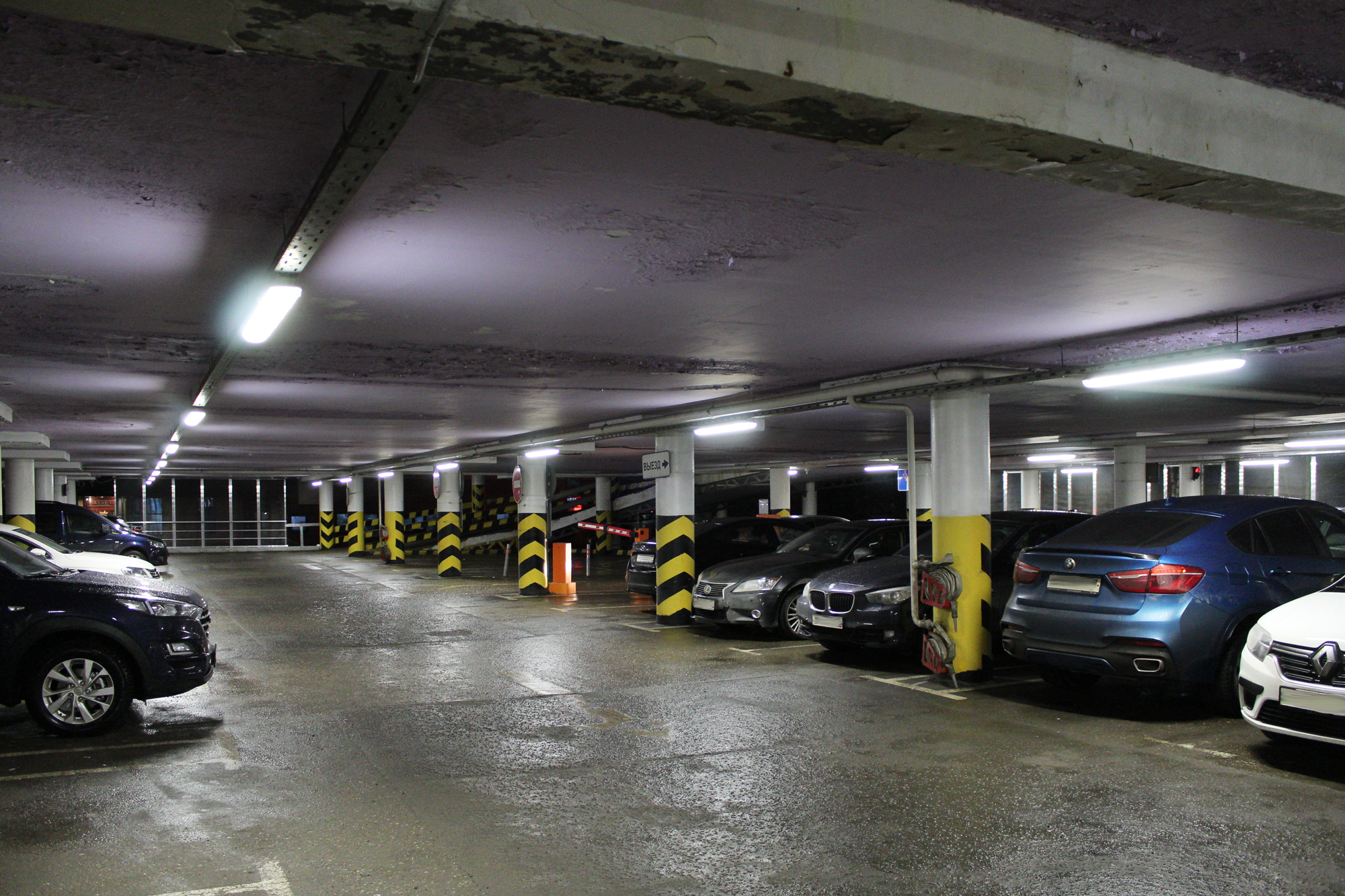 Реализованный проект замены освещения парковки ТЦ «О-Парк»